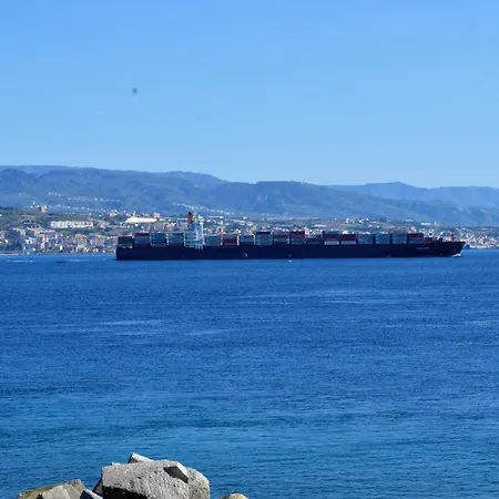 ベッド・アンド・ブレックファスト La Murina メッシーナ