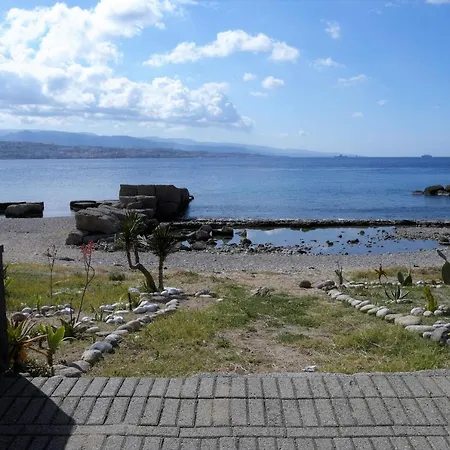 לינה וארוחת בוקר La Murina 3*